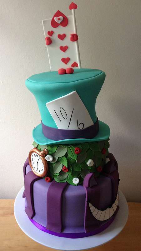 Disney Alice In Wonderland Mad Hatter Wedding Cake Disney Every Day